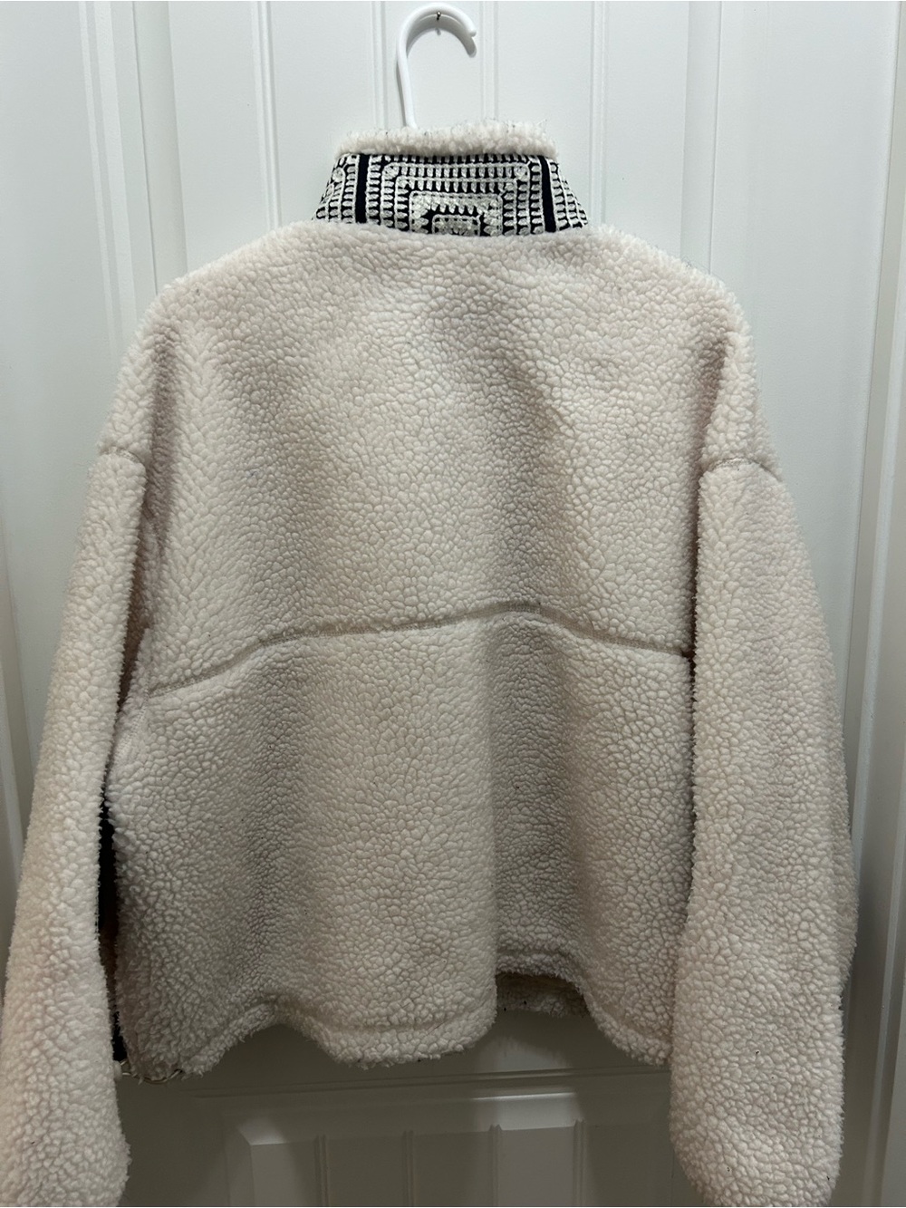 H&M Cream Sherpa Jacket with Patterned Stand Collar